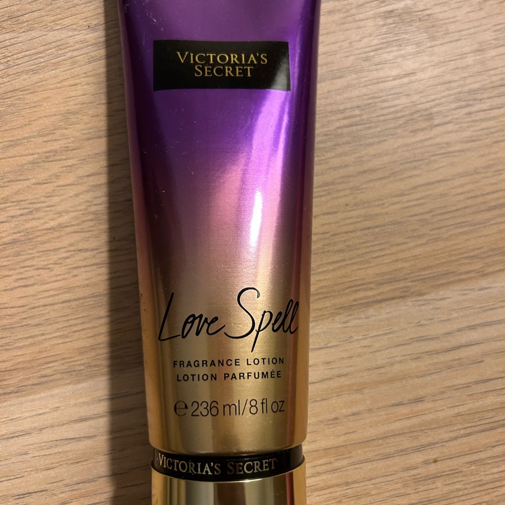 Victoria's Secret Love Spell Fragrance Lotion - Purple and Gold